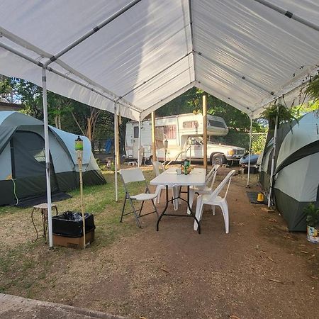 5 Minutes Walk Bio-Bay Stations-Restaurants - Beaches 212 Cll Acacia Rv Camper In Front В'єкес Екстер'єр фото